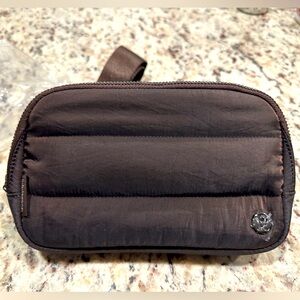 Everywhere Belt bag 1L Wunder Puff Iridescent